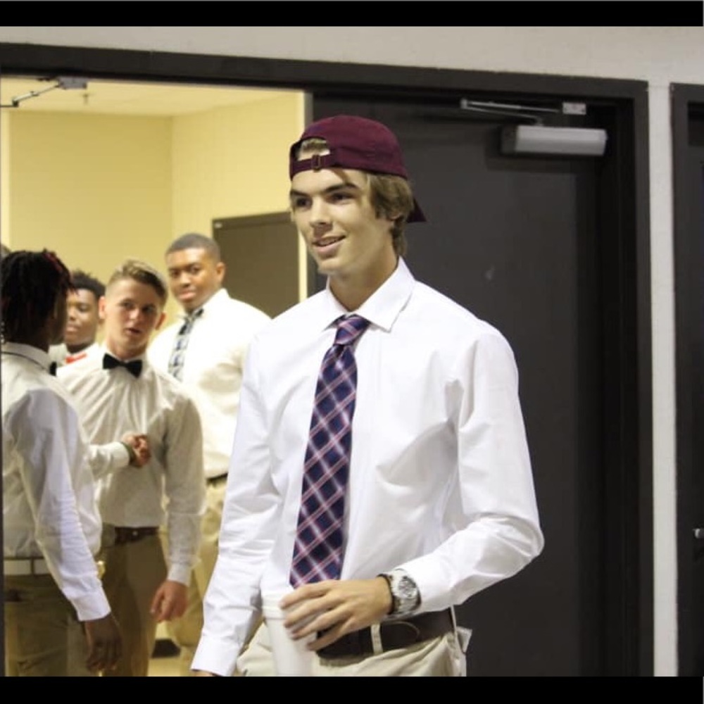 Meet your Posher, Avery